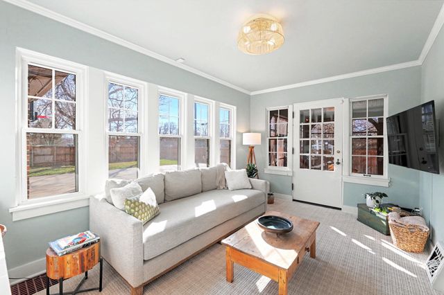 102 N Terrace Dr, Wichita, KS 67208