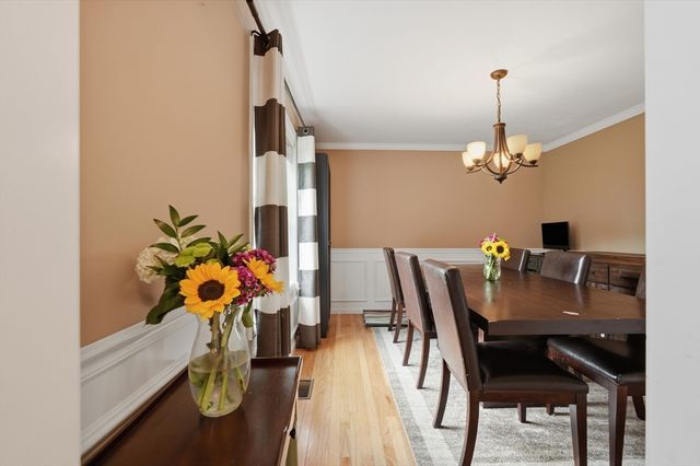 8 Chessman Rd, Mansfield, MA 02048