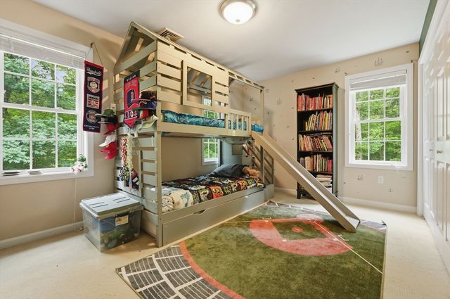 8 Chessman Rd, Mansfield, MA 02048