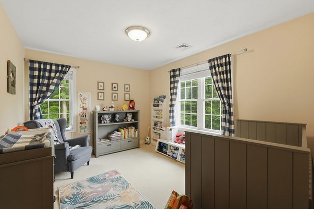 8 Chessman Rd, Mansfield, MA 02048