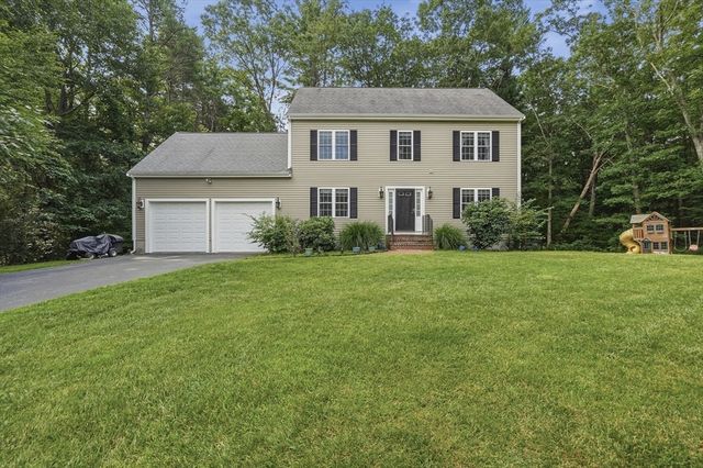8 Chessman Rd, Mansfield, MA 02048