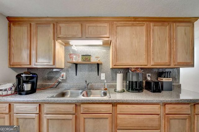 428 N Bethany Road, Mcdonough, GA 30252