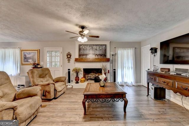 428 N Bethany Road, Mcdonough, GA 30252