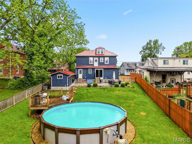 921 W 5th Street, Washington, MO 63090