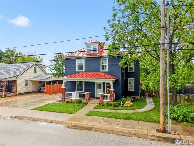 921 W 5th Street, Washington, MO 63090