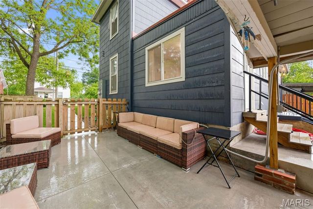 921 W 5th Street, Washington, MO 63090