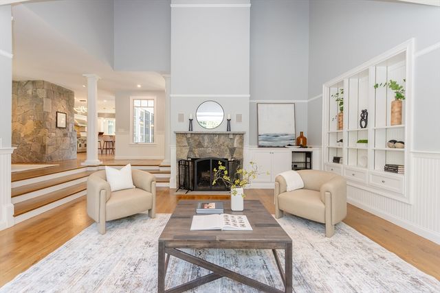 130 Summer St, Weston, MA 02493