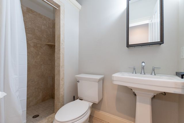 130 Summer St, Weston, MA 02493