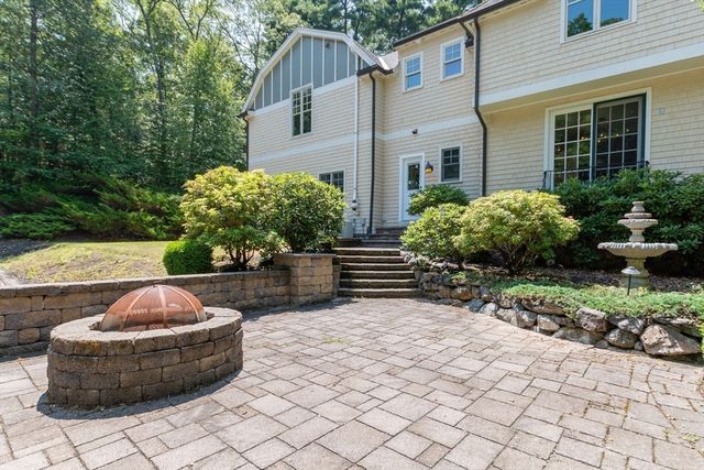 130 Summer St, Weston, MA 02493