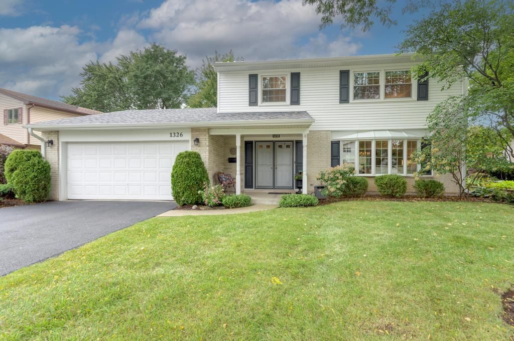 1326 S Fernandez Avenue, Arlington Heights, IL 60005 — photo 3
