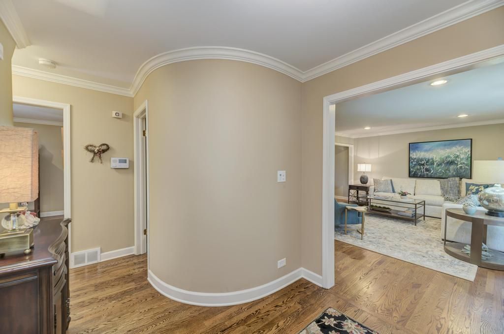 1326 S Fernandez Avenue, Arlington Heights, IL 60005 — photo 5