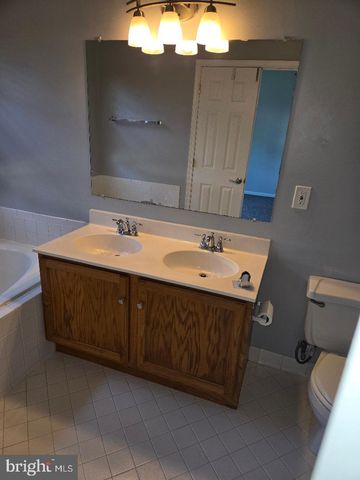 1824 BARRINGTON CT, Bowie, MD 20721