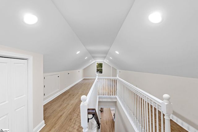 11 Willow Springs Drive, Greenville, SC 29607