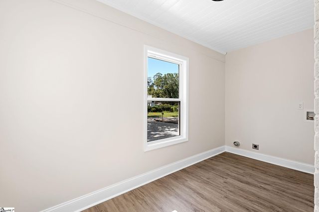 11 Willow Springs Drive, Greenville, SC 29607