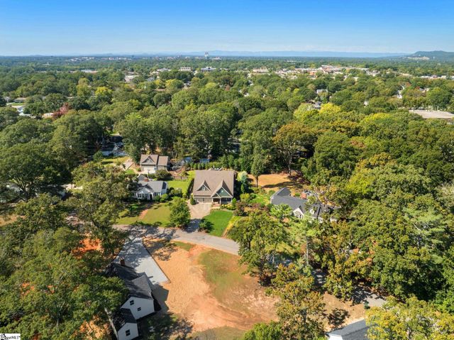 11 Willow Springs Drive, Greenville, SC 29607