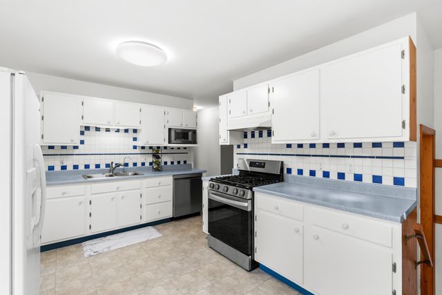 9403 Organdy Street, Portage City, MI 49002
