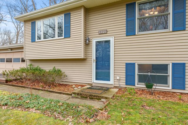 9403 Organdy Street, Portage City, MI 49002