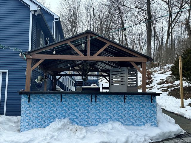 1241 Ridgebury Road, New Hampton, NY 10958