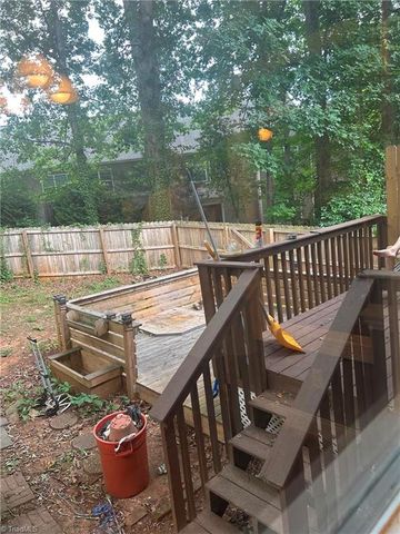 14 Country Woods Court, Greensboro, NC 27410