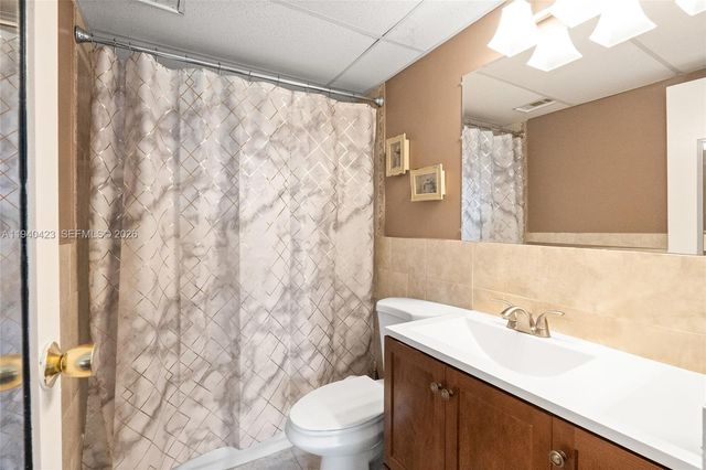 1020 Country Club Drive 206, Margate, FL 33063