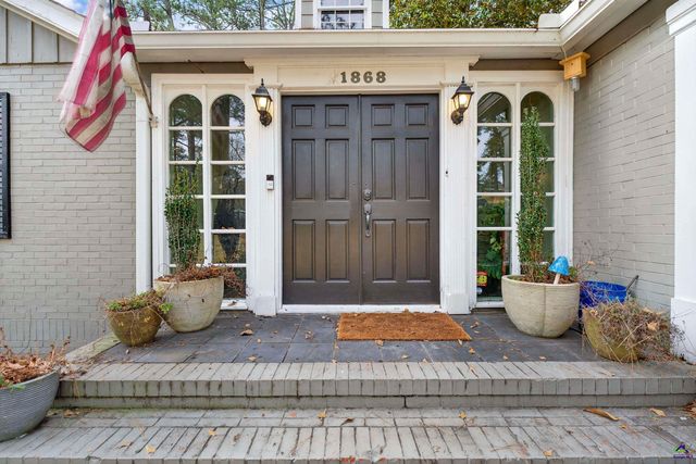 1868 Waverland Drive, Macon, GA 31211