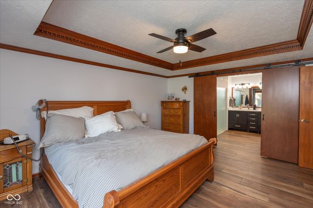 1967 Rudgate Drive, Avon, IN 46123