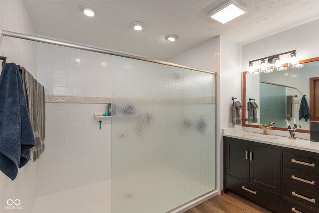 1967 Rudgate Drive, Avon, IN 46123