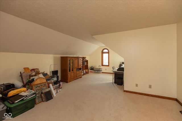 1967 Rudgate Drive, Avon, IN 46123