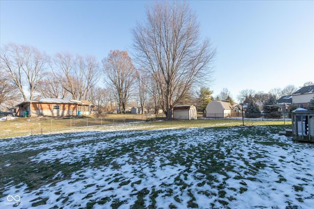 1967 Rudgate Drive, Avon, IN 46123