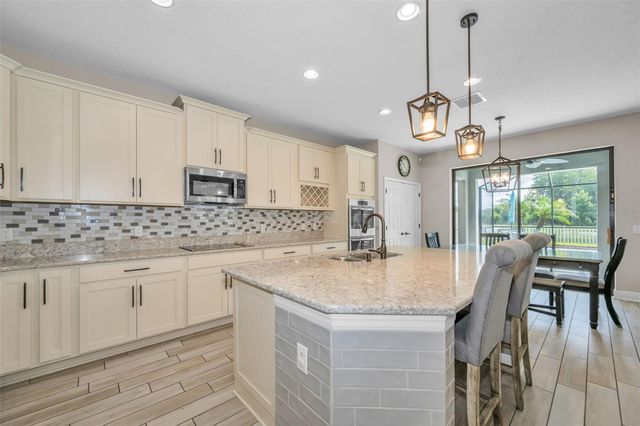 10764 PLEASANT KNOLL DRIVE, Tampa, FL 33647