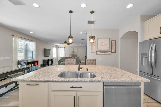 10764 PLEASANT KNOLL DRIVE, Tampa, FL 33647