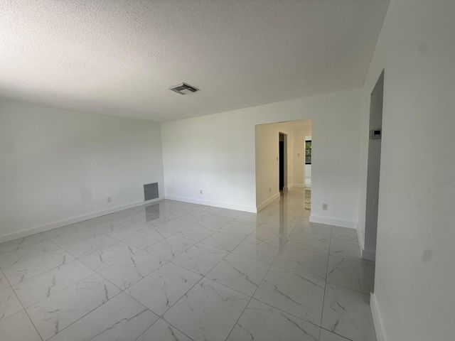 9405 NW 74TH, Tamarac, FL 33321