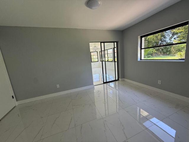 9405 NW 74TH, Tamarac, FL 33321