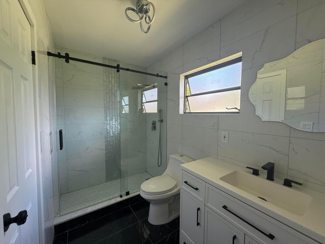9405 NW 74TH, Tamarac, FL 33321