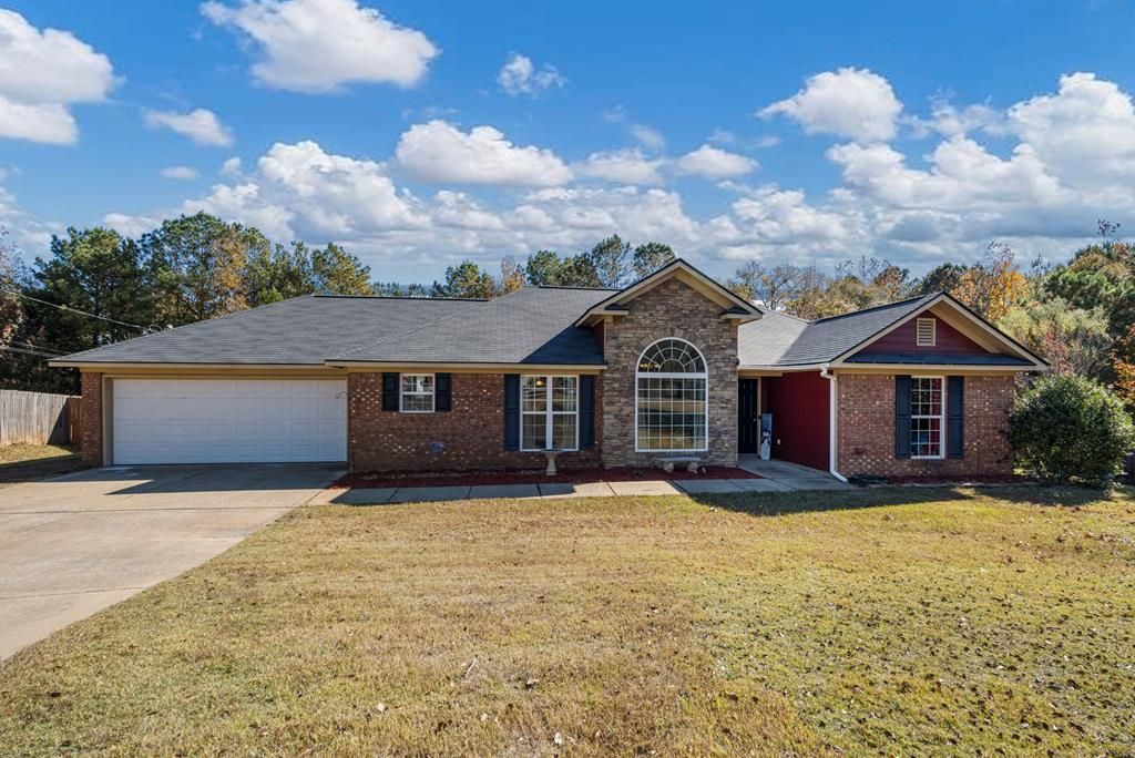 361 Running Bear Drive, Smiths Station, AL 36877