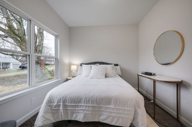 216 Church Street, White Bluff, TN 37187