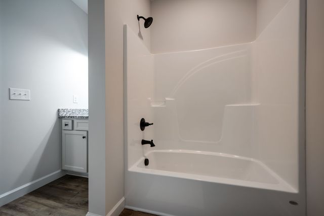 216 Church Street, White Bluff, TN 37187