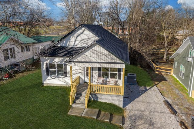 216 Church Street, White Bluff, TN 37187