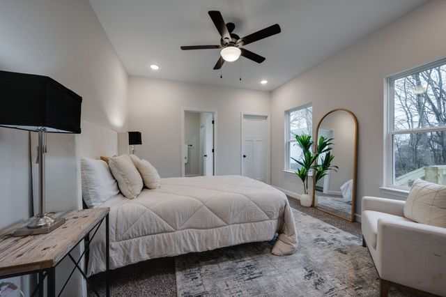 216 Church Street, White Bluff, TN 37187