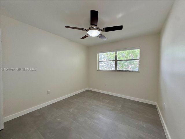 15639 SW 73rd Cir Ter 7-4, Miami, FL 33193