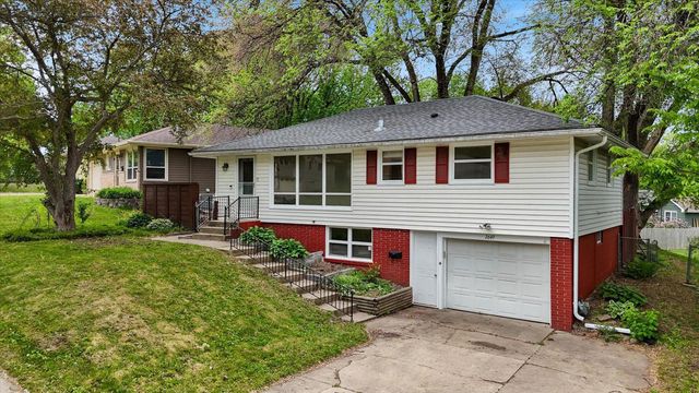2649 11th Avenue NW, Rochester, MN 55901