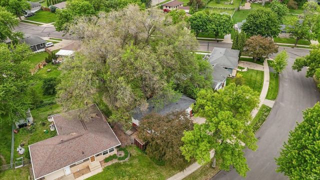 2649 11th Avenue NW, Rochester, MN 55901