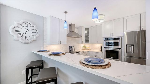 5880 MIDNIGHT PASS ROAD 907, Sarasota, FL 34242
