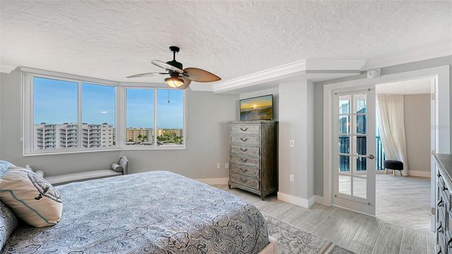 5880 MIDNIGHT PASS ROAD 907, Sarasota, FL 34242