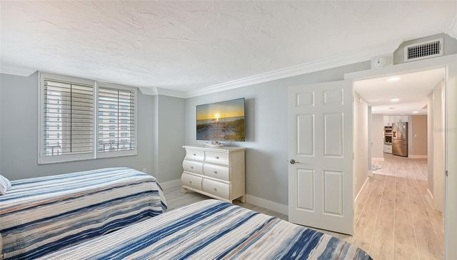 5880 MIDNIGHT PASS ROAD 907, Sarasota, FL 34242