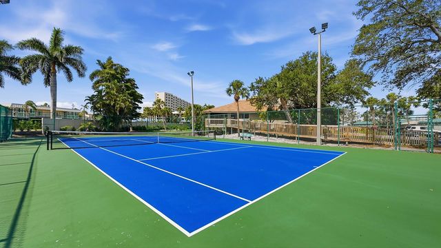 5880 MIDNIGHT PASS ROAD 907, Sarasota, FL 34242
