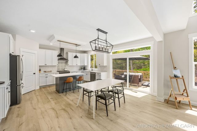 3090 Thornbury Drive, Holland, MI 49424
