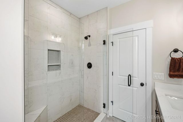 3090 Thornbury Drive, Holland, MI 49424