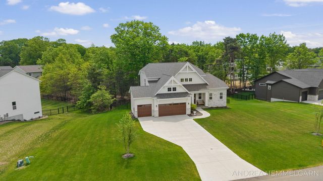3090 Thornbury Drive, Holland, MI 49424