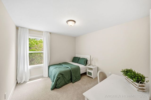 3090 Thornbury Drive, Holland, MI 49424